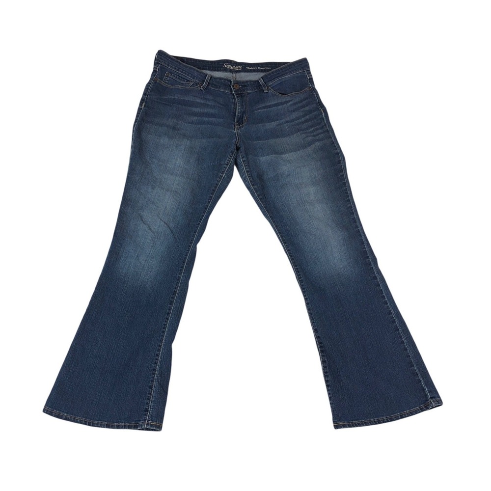Signature Levi Strauss & Co Womens Modern Boot Cut Jeans Dark Wash 14M W32 L29
